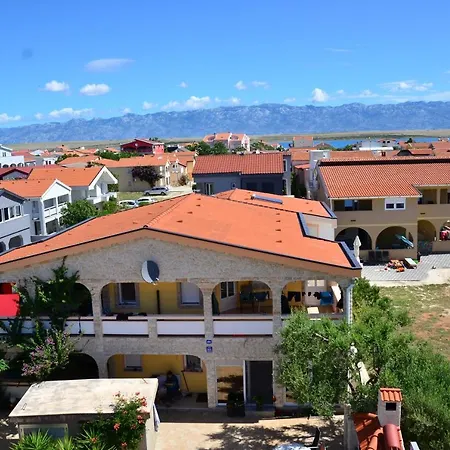 Apartements Delfin Vir