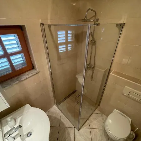 Apartements Delfin Apartman Vir
