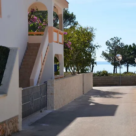 Apartman Apartements Delfin Vir