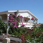 Lägenhet Apartements Delfin *