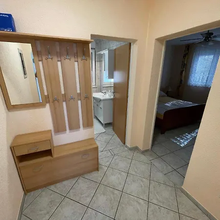 Apartements Delfin * ויר