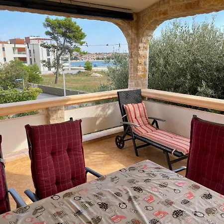 Apartements Delfin * ויר