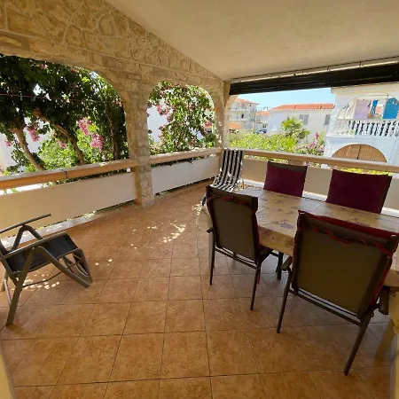 Apartements Delfin Vir