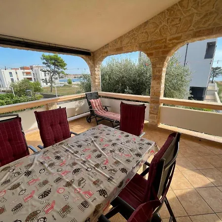 Lägenhet Apartements Delfin *