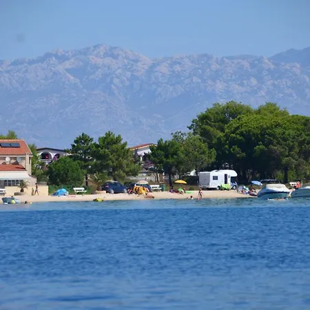 Apartements Delfin * ויר