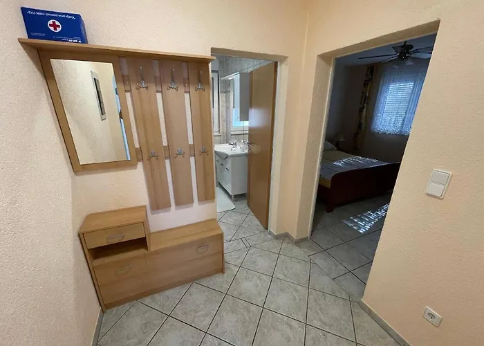 Apartements Delfin * Vir