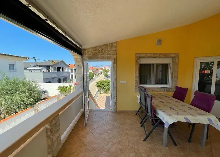 Apartman Apartements Delfin Vir